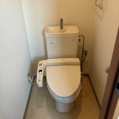 練馬区マンションのトイレリフォームビフォー画像