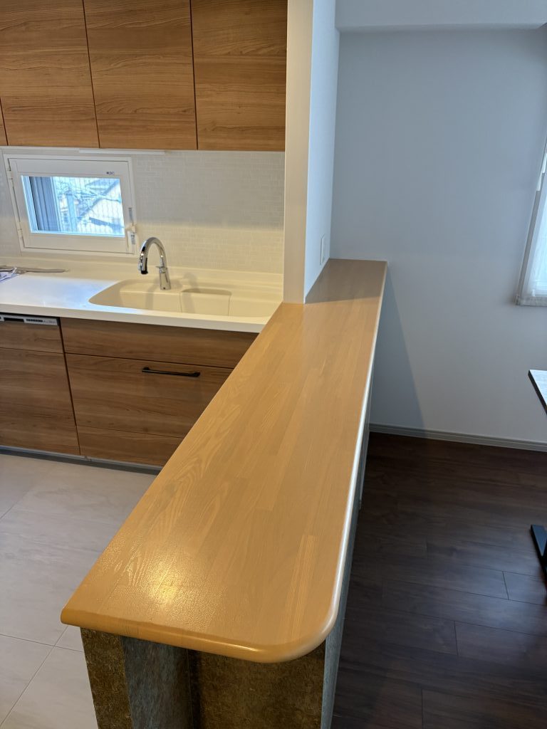 キッチンカウンターのシート工事