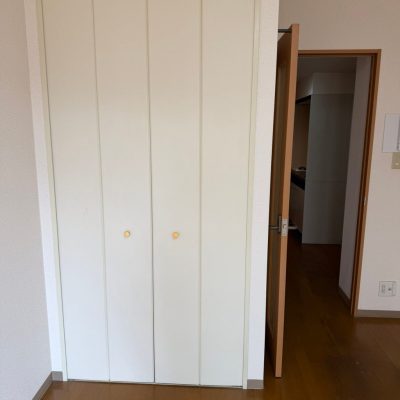 練馬区マンション建具シート工事ビフォー画像